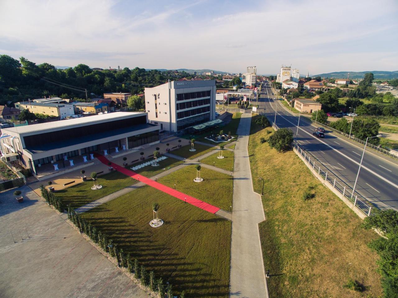 Hotel Mariss Алба-Юлія Екстер'єр фото